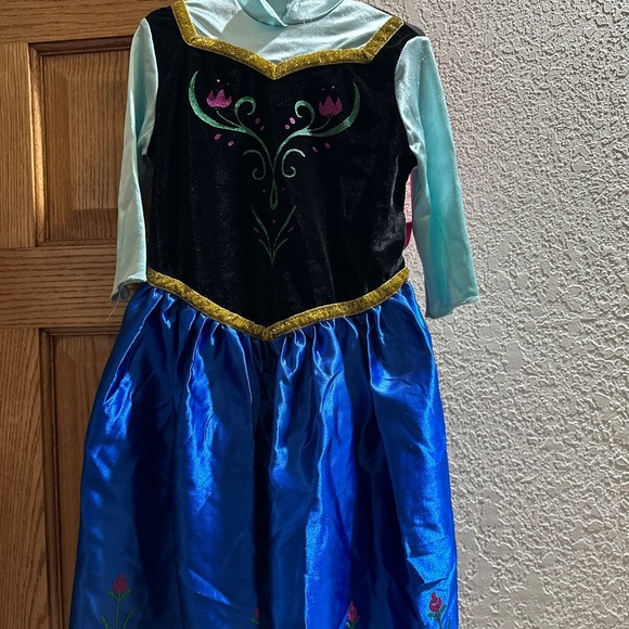 Disney Anna from frozen dress up costume - Picture 2 of 3